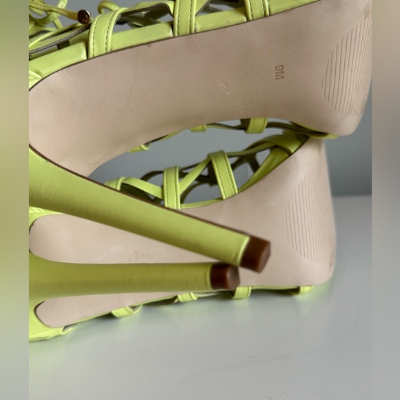 Heels Guess , size 9 - Picture 11 of 11